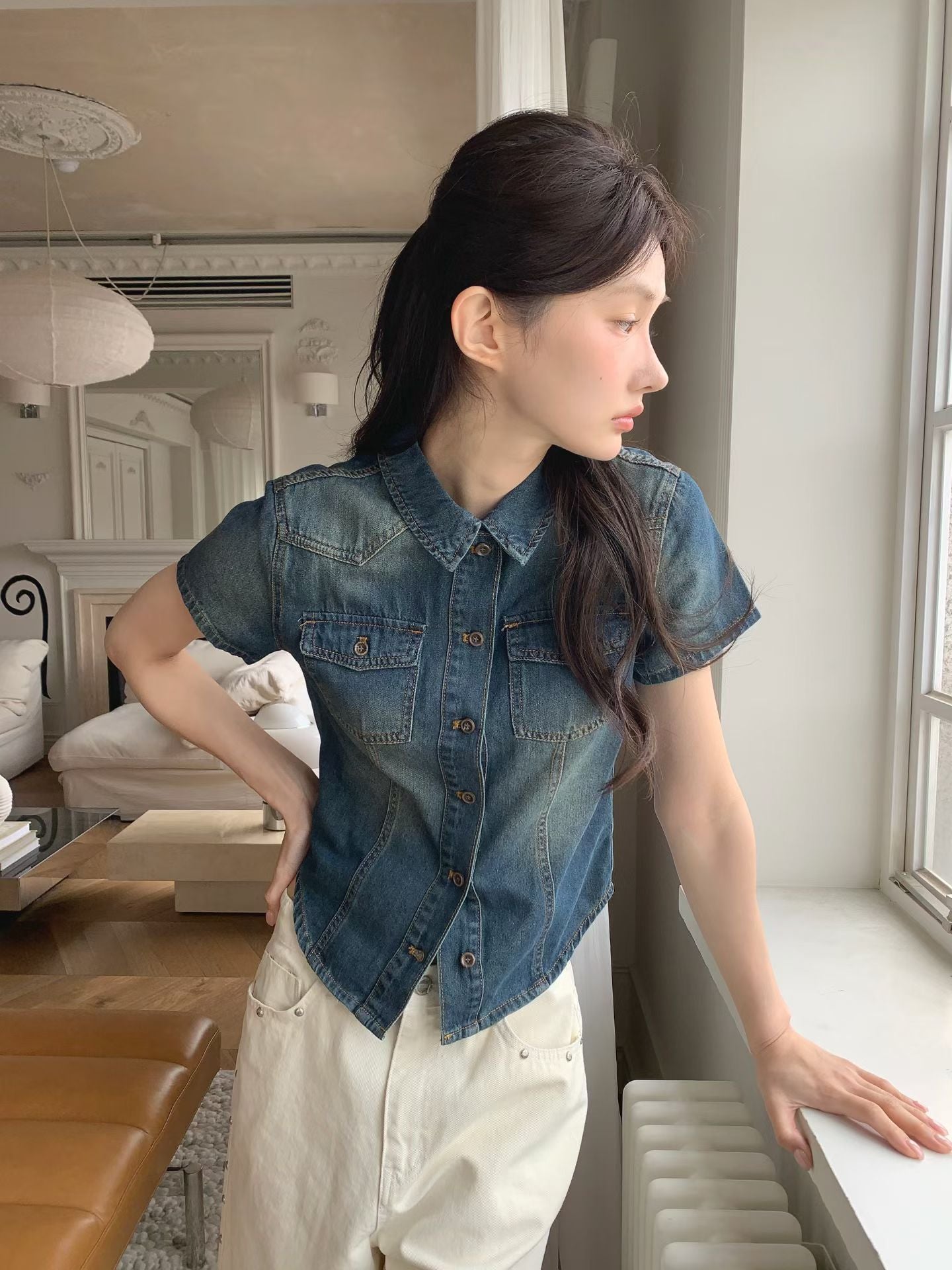 兩袋短袖牛仔恤衫