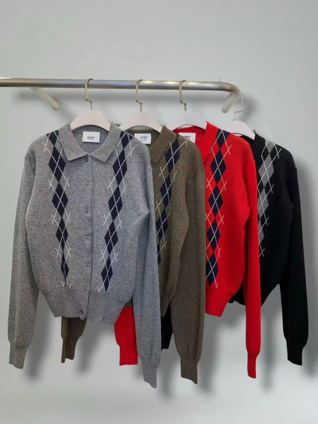 反領菱格冷外套