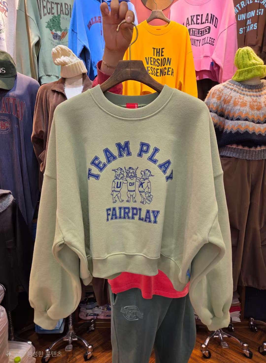 “TEAM PLAY”短衛衣