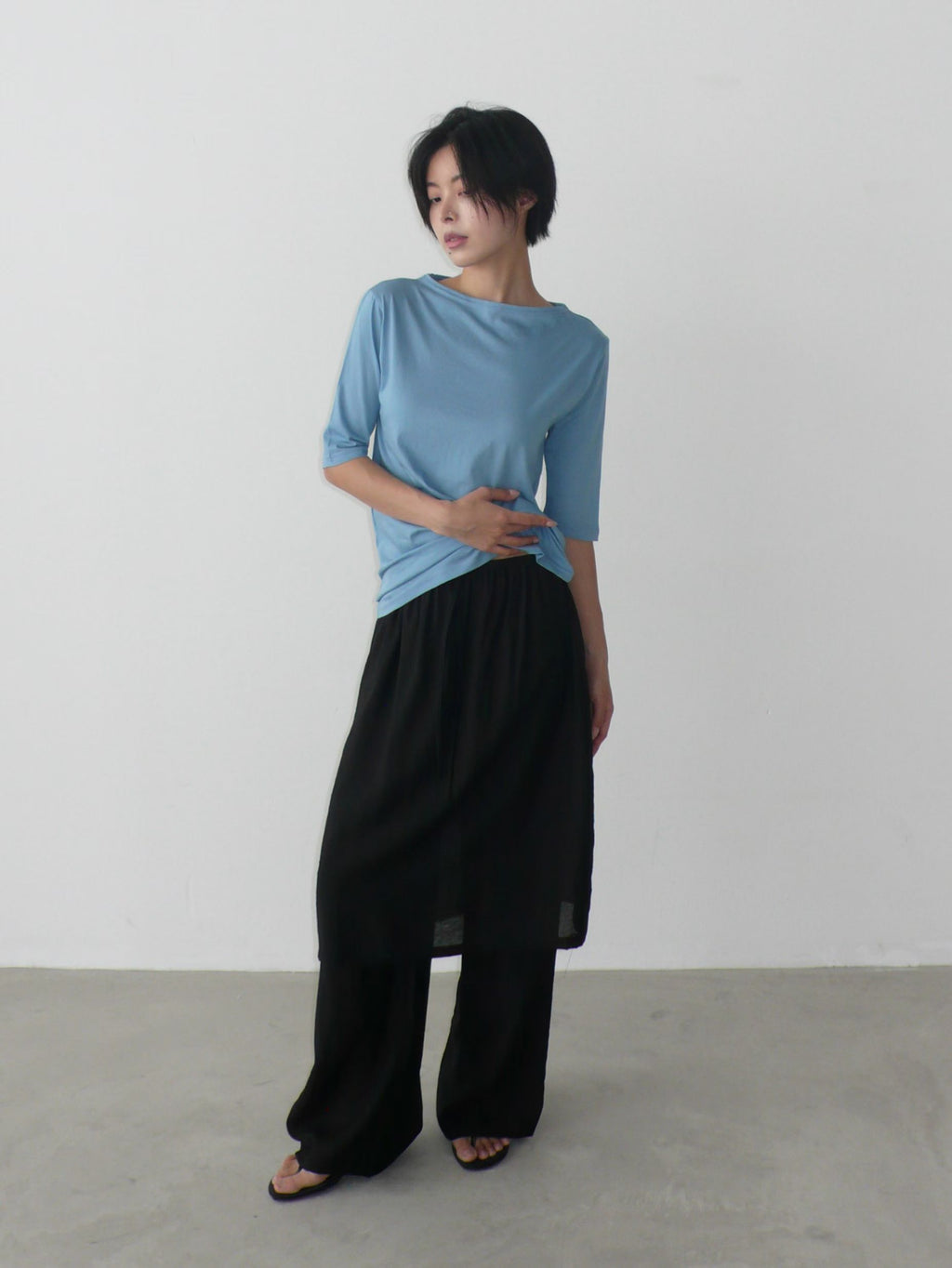 中䄂滑料Tee