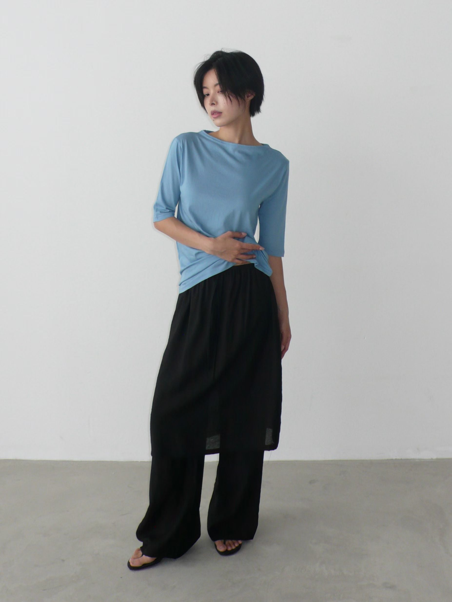 中䄂滑料Tee