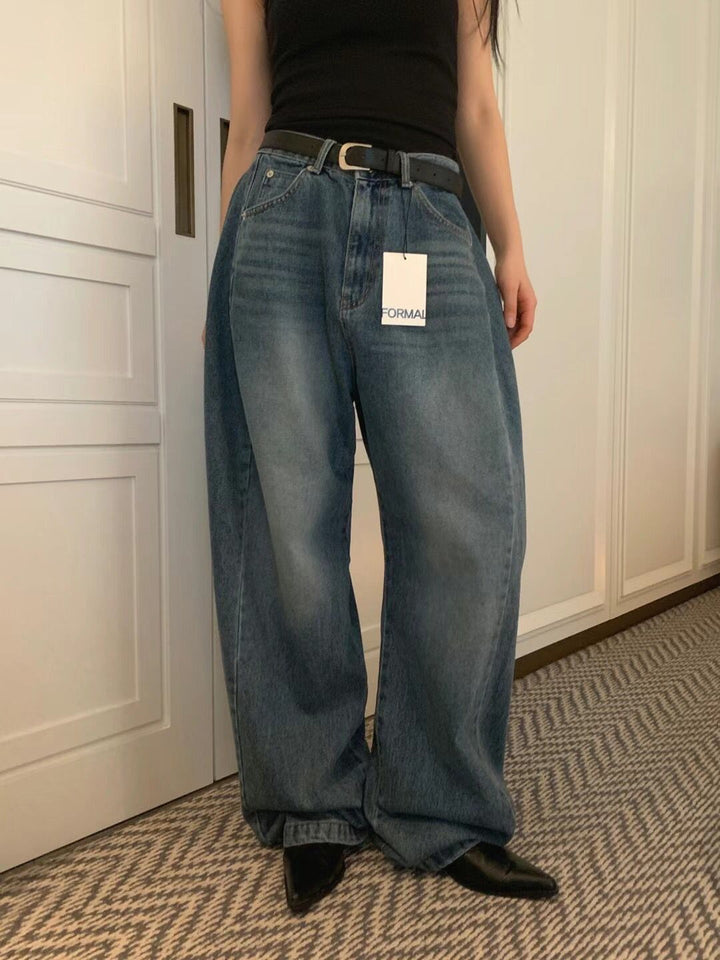 Carrot shaped jeans