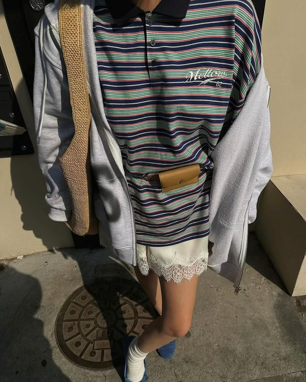 彩間Polo領長Tee