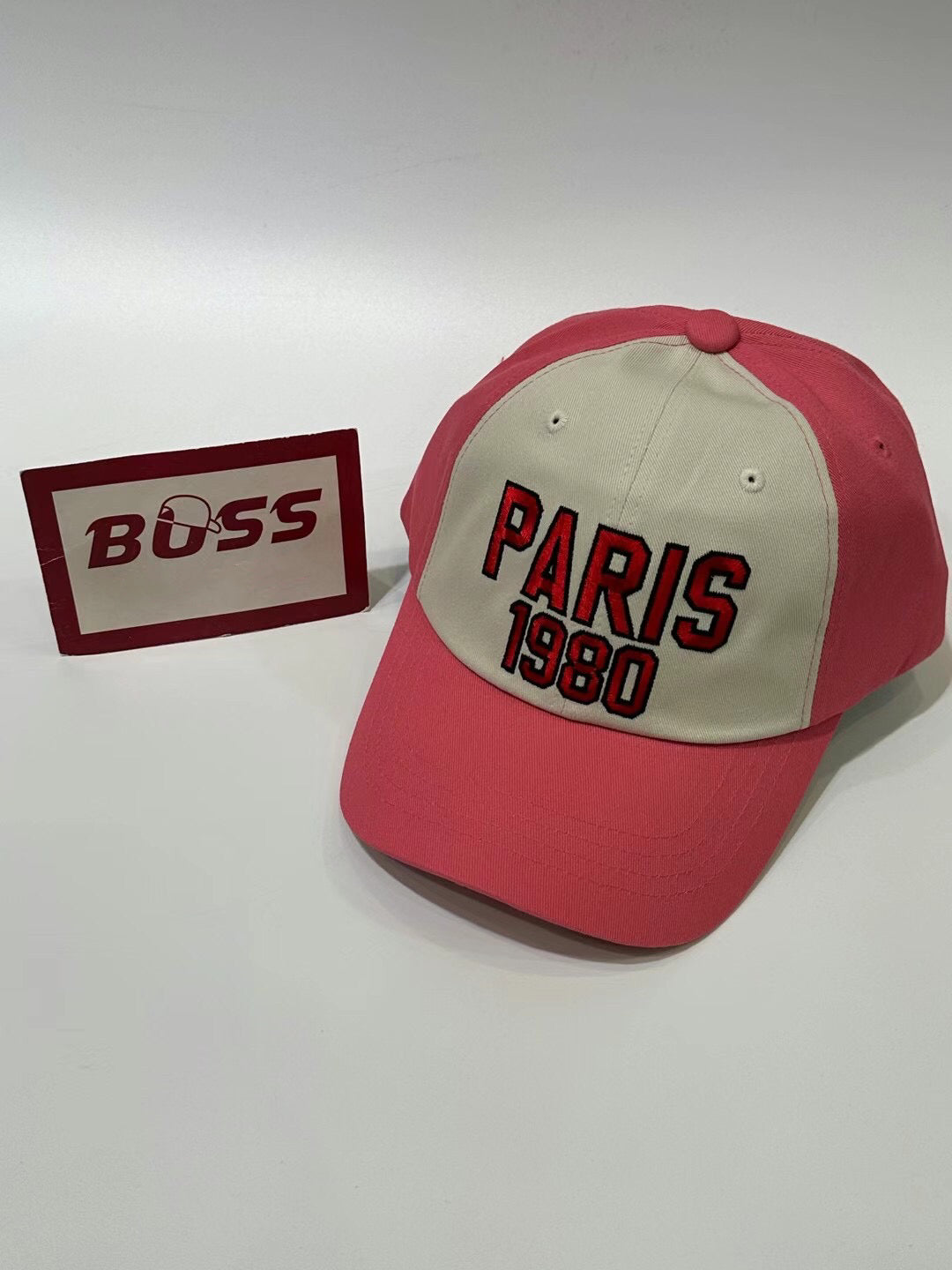 Paris 1980 Cap