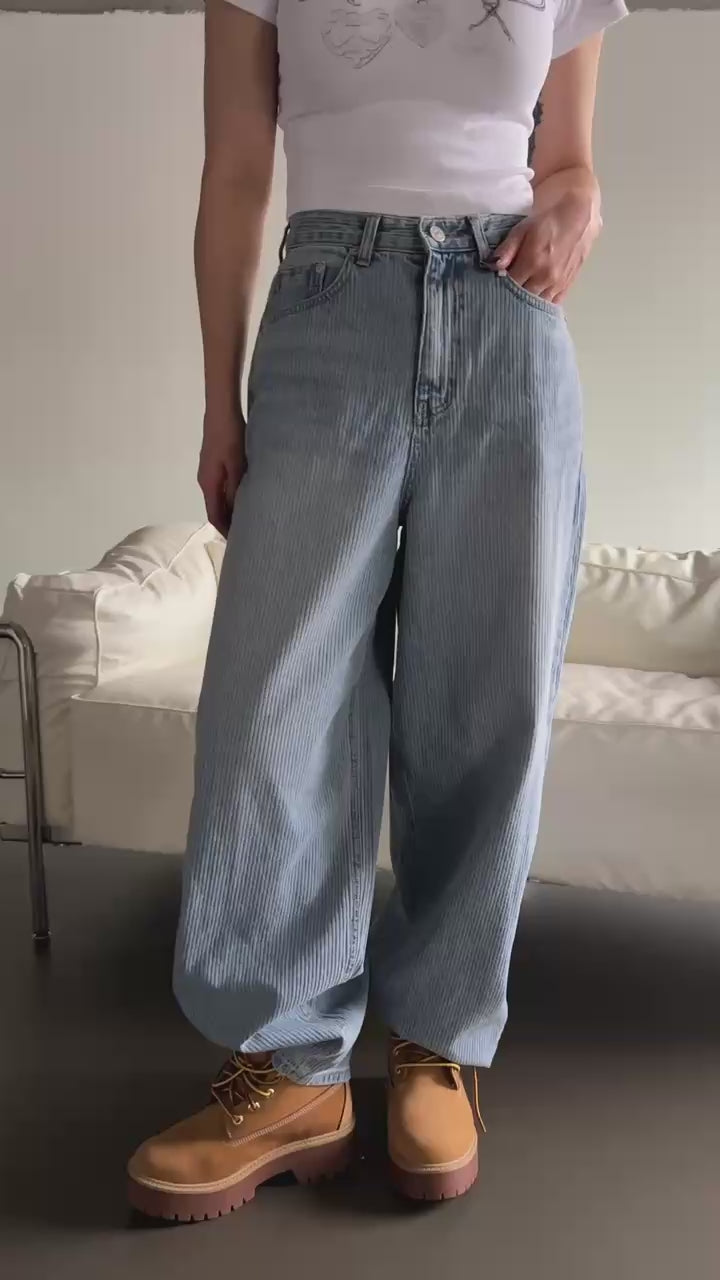 暗直紋闊腳牛仔褲